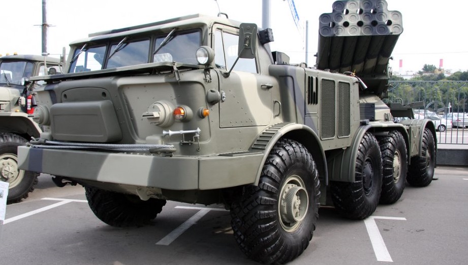 Russian_Uragan_MLRS_crews_use_Orlan-10_UAVs_for_target_reconnaissance_1.jpg